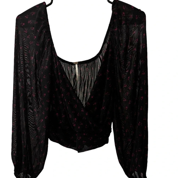 Free People Tops - FREE PEOPLE black pink floral mesh boho long sleeve cropped top size XS